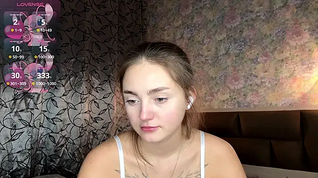 LoraDavi: онлайн-секс-чат