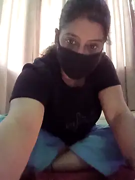 Pertunjukan Kamera Web Diya__17