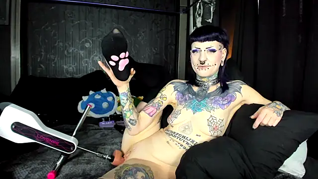 Czat XXX na żywo – Purple_Coffin666