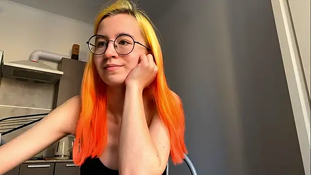 EmilyHeinn Live XXX chat