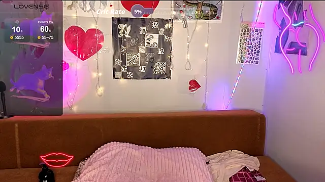 XXX chat uživo modela RachelPirce