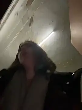 XXX chat uživo modela DollyTall