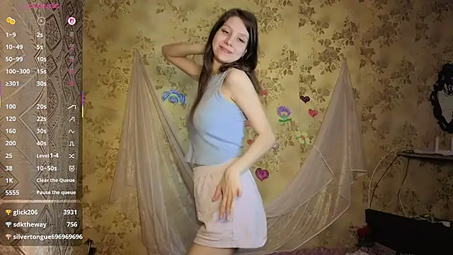 QutieDaSweet élő XXX-chatje