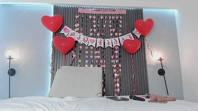 mia_dollcen Webbikameraesitys