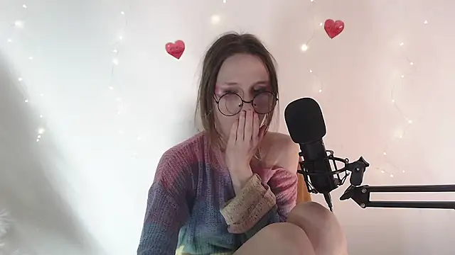 _Hanna_Moon_のライブXXXチャット