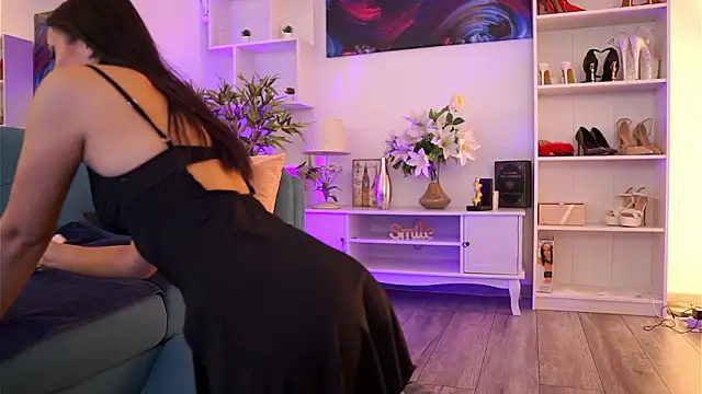 Aisha_Bee's Live XXX Chat