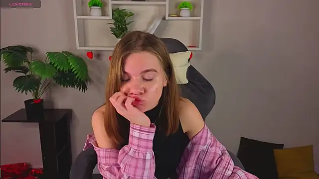 Adele_Sunny élő XXX-chatje