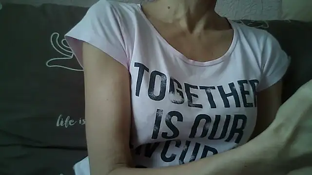 infinity_888 élő XXX-chatje