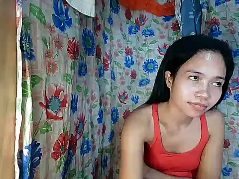 PinaySkinnyGirl's Live XXX Chat