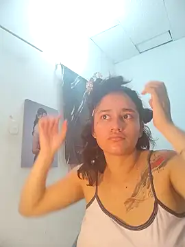 girl_tits' Live XXX Chat