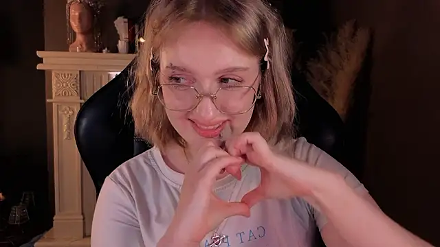 Chat +18 de ELLIEJAY ao vivo