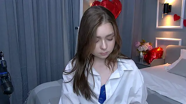 Chatroom XXX en direct de NatalieCroft