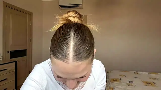 Онлайн чат XXX Milayouknow