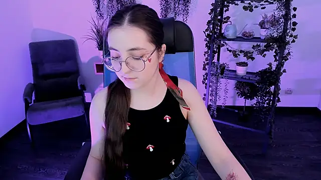 Chat +18 de VirtuallVoyant ao vivo