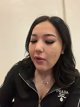 Angels_Sharee Adlı Modelin Canlı XXX Sohbeti