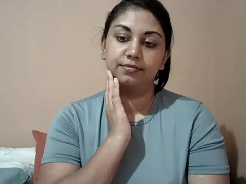 bellachow10 – Naživo XXX chat