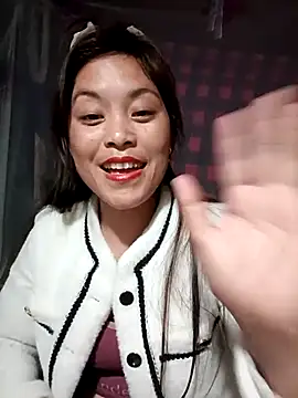 Chat XXX en directo de Alice-567