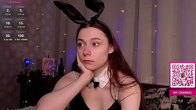 BuenaSchmalingのライブXXXチャット