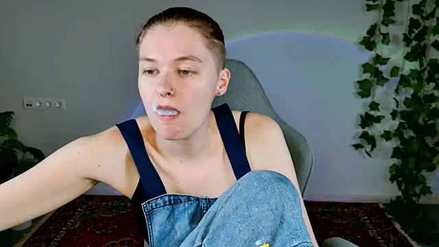 Chat XXX ao vivo de LadyLolipop_