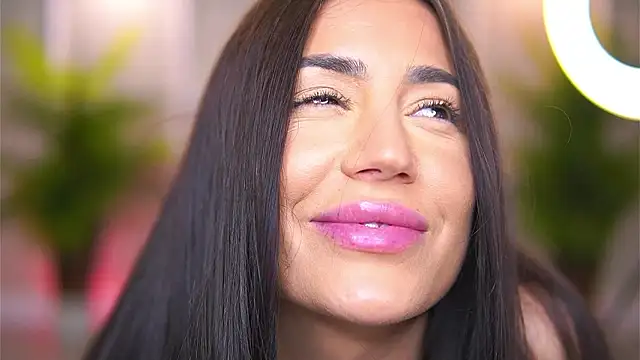 Abbela_White 现场XXX聊天