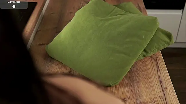 عرض كام KnittedGoo