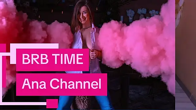 AnaMills লাইভ XXX চ্যাট