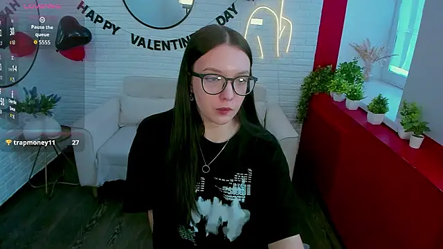 Emily_tender 即時 XXX 聊天