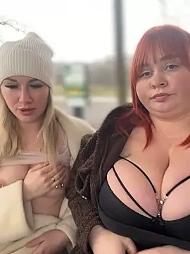 Chat XXX en directo de SweetCuteGirls1023