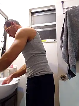 Chat +18 de John19893 ao vivo