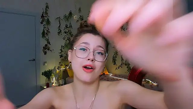 SereneFlame live XXX chat