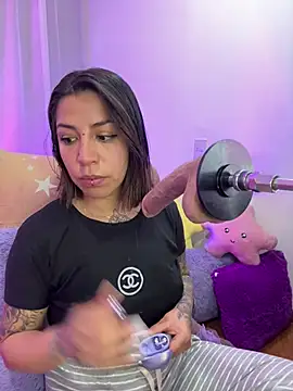 Chatroom XXX en direct de _antonella_dreamss