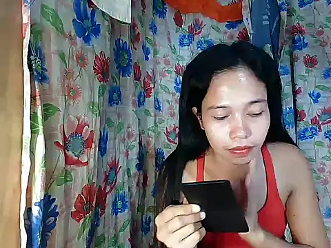 دردشة PinaySkinnyGirl الجنسية المباشرة