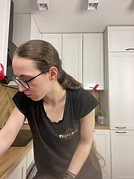 MartiniiSelennaのライブXXXチャット