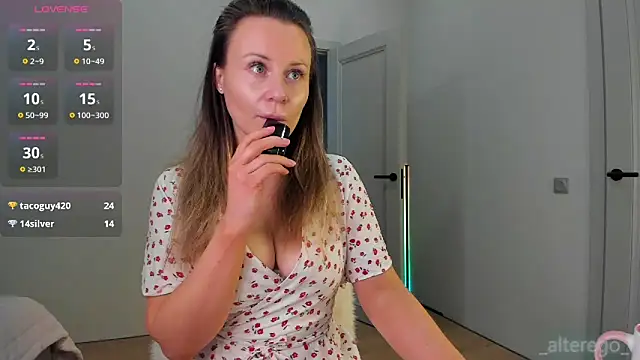 _cometoseeme_ – Naživo XXX chat