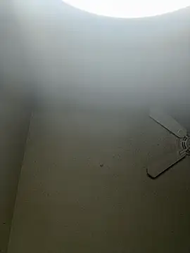 foreigntitts_'s Live XXX Chat