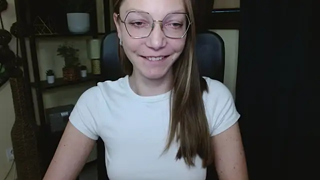 แชท XXX สดของ EmillyPlay