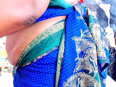 indianerotica69 élő XXX-chatje