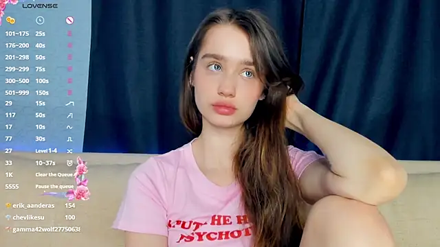 แชท XXX สดของ lovelyalivia