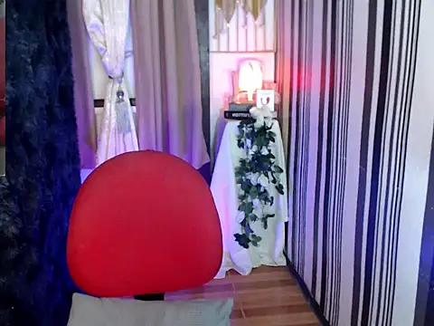 Foxysexykendra Show Webcam