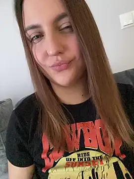 AliceDesmee Live XXX Chat