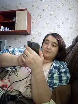 LiluHot élő XXX-chatje