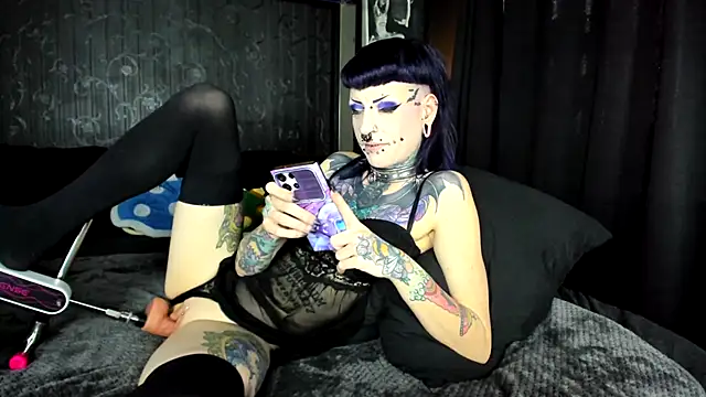 Purple_Coffin666: απευθείας συνομιλία ΧΧΧ