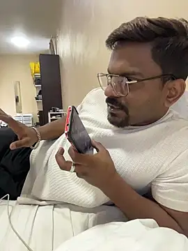 bhagihero élő XXX-chatje