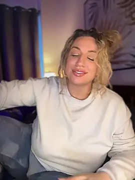 Pertunjukan Kamera Web miamellycious