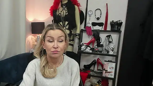 Chat XXX en directo de crystaLUX