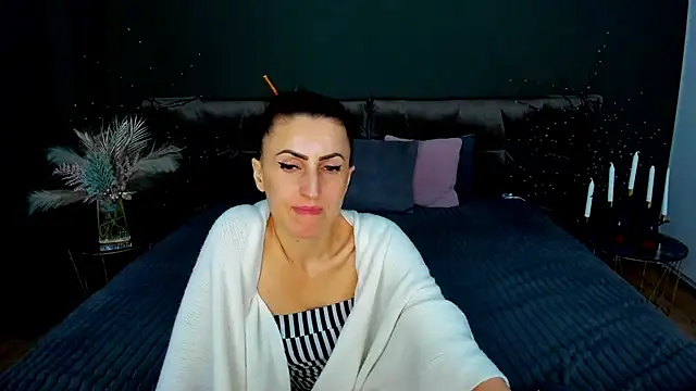 Rebecca_Diamond Webcamshow