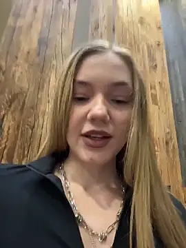 Sembang XXX Secara Langsung MilaMoone