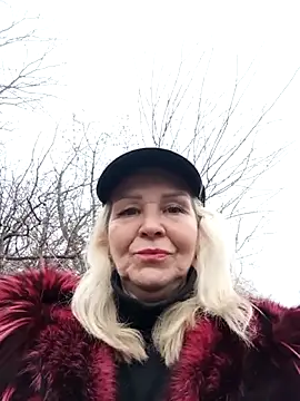 CassandraSandra44 élő XXX-chatje