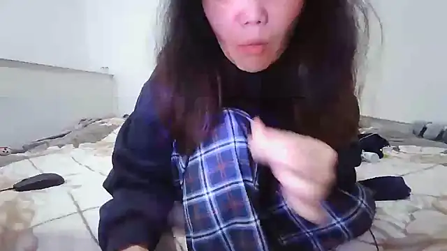 sakuradelreina Adlı Modelin Canlı XXX Sohbeti