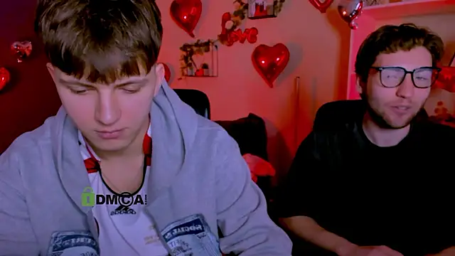 travis_wolf_ Live XXX Chat